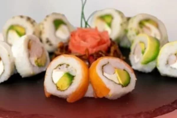 Disfrutas estas 50 piezas de selección que Sushi Lovers Villa tiene para ti — Sushi Lovers Villa