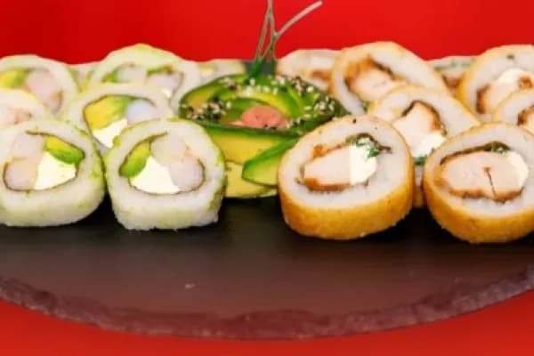 ¡20 piezas del mas rico sushi! No te quedes sin probar estas ricas piezas — Sushi Lovers Villa