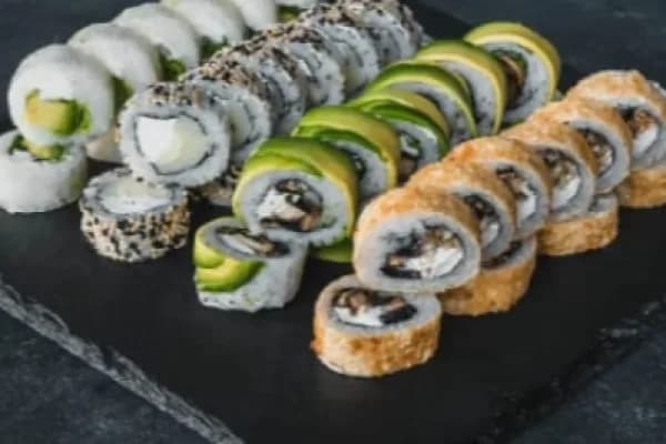 ¡Oportunidad única! 40 exquisitas piezas con mucho relleno — Tako Nikkei -San Ramón
