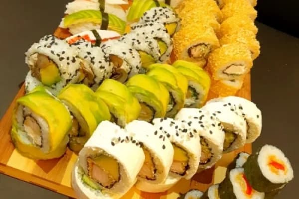 Disfrutas estas 70 piezas de selección que Sushi King tiene para ti — Sushi King