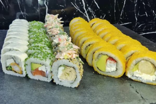 ¡Locura de sabores! RIcas 50 piezas de sushi . Imperdible descuento — Sushi Miwa Team