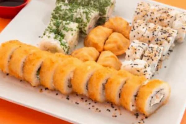 ¡Deliciosas piezas de sushi a precio especial! — Tatsu Ramen y Sushi