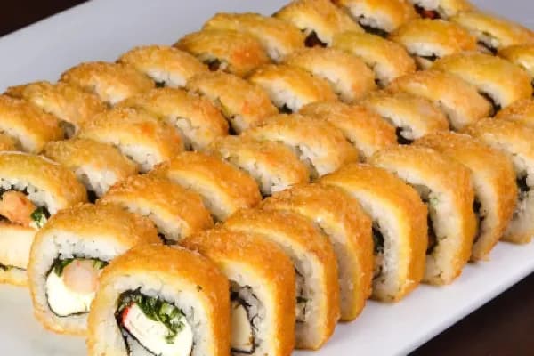 ¡Locura de sabores! RIcas 50 piezas de sushi . Imperdible descuento — A lo Perucho Sushi Bar