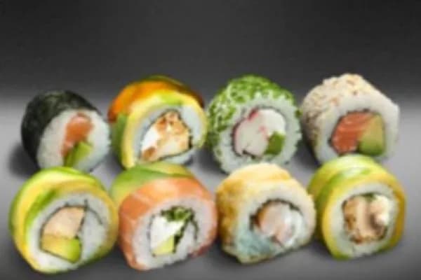¡Deliciosas piezas de sushi a precio especial! — Tako Nikkei -San Ramón